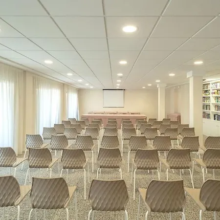 מלון Rh Del Mar 4* Sup 4*